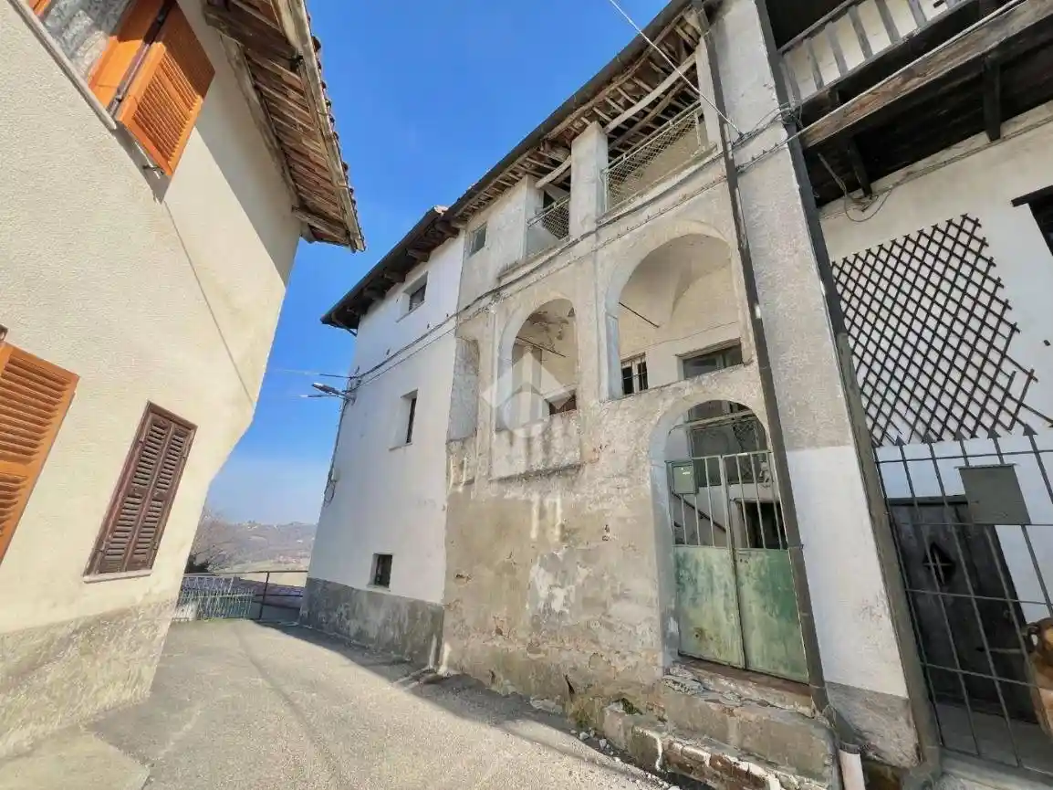 Rustico - Casale in vendita a Passerano Marmorito