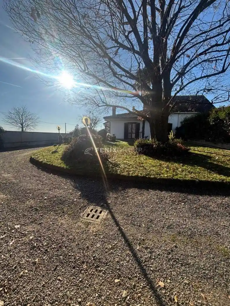 Villa in vendita a Vimercate