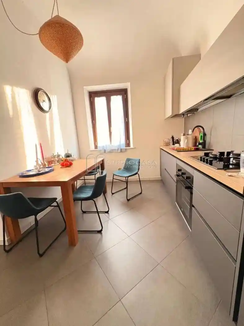 Appartamento in vendita a Cascina