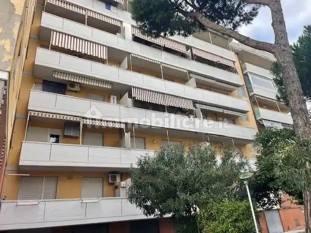 Appartamento in vendita a Carrara