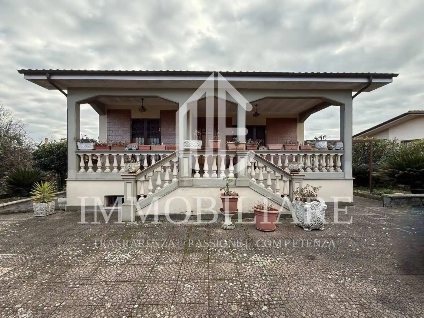 Villa in vendita a Lariano