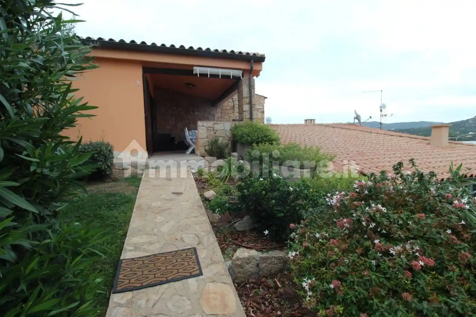 Appartamento in vendita a Arzachena