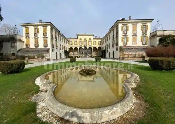 Villa in vendita a Mapello