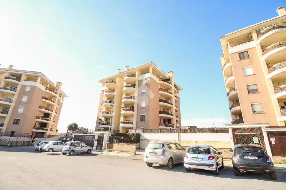 Appartamento in vendita a Pomezia