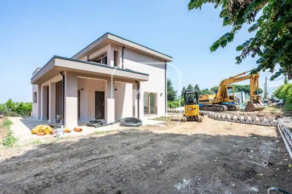 Villa in vendita a Zagarolo