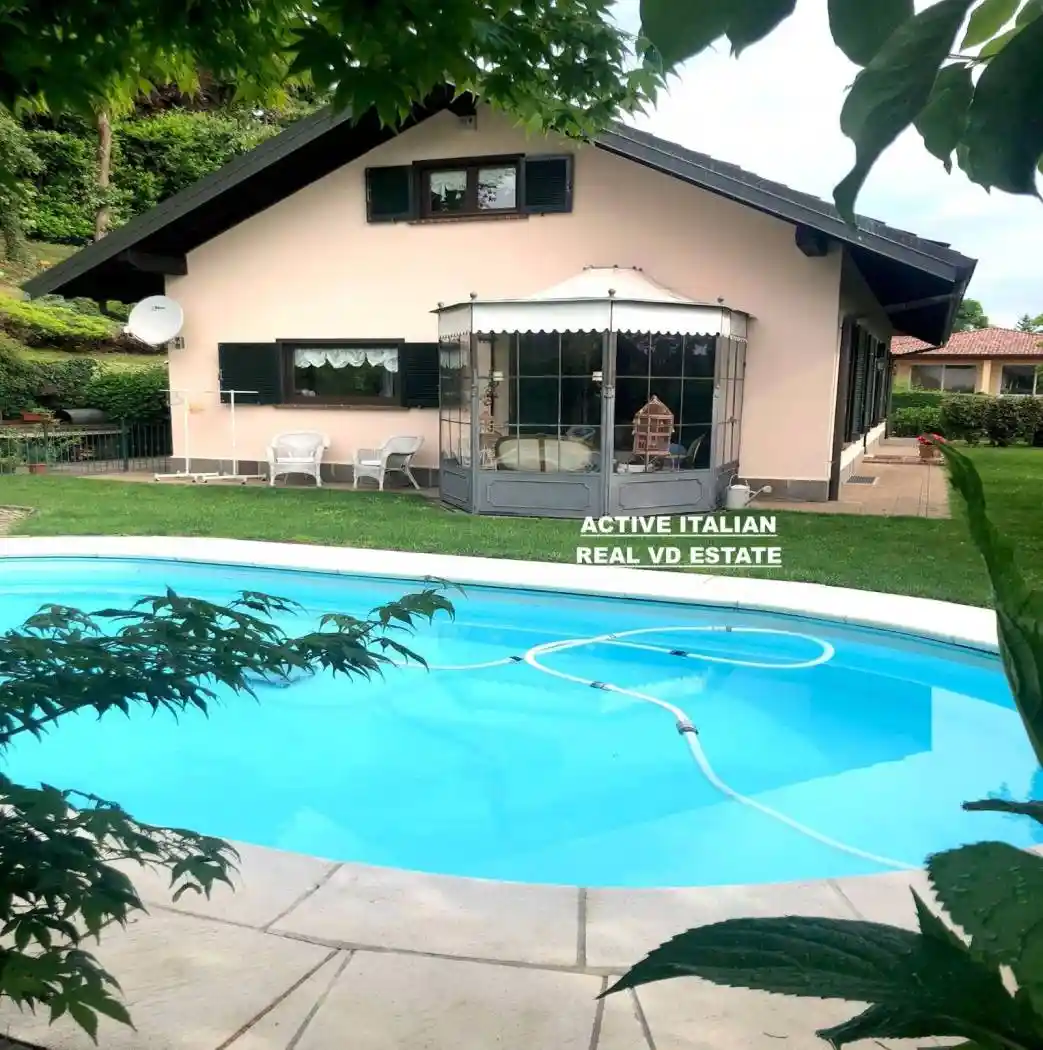 Villa in vendita a Guanzate