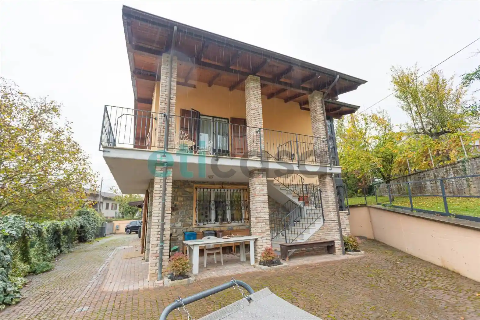 Villa in vendita a Corte Brugnatella