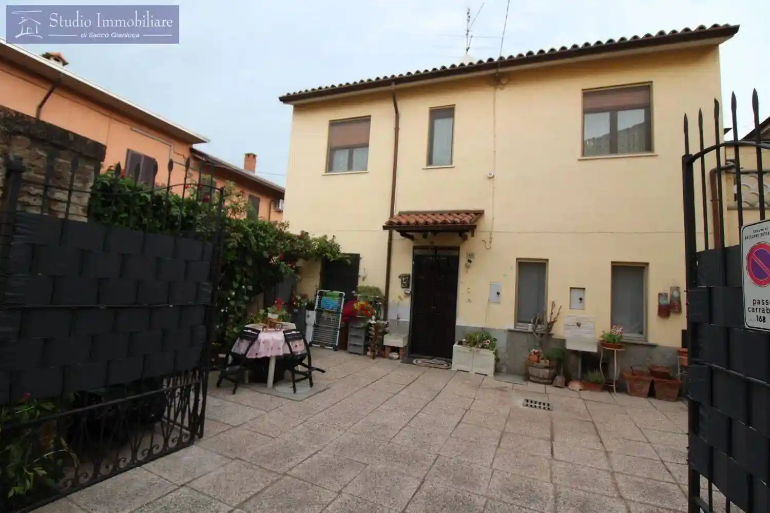 Villa in vendita a Bressana Bottarone