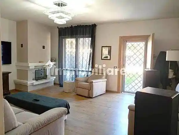 Villa in vendita a Carmignano