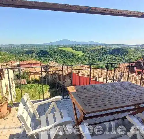 Appartamento in vendita a Viterbo