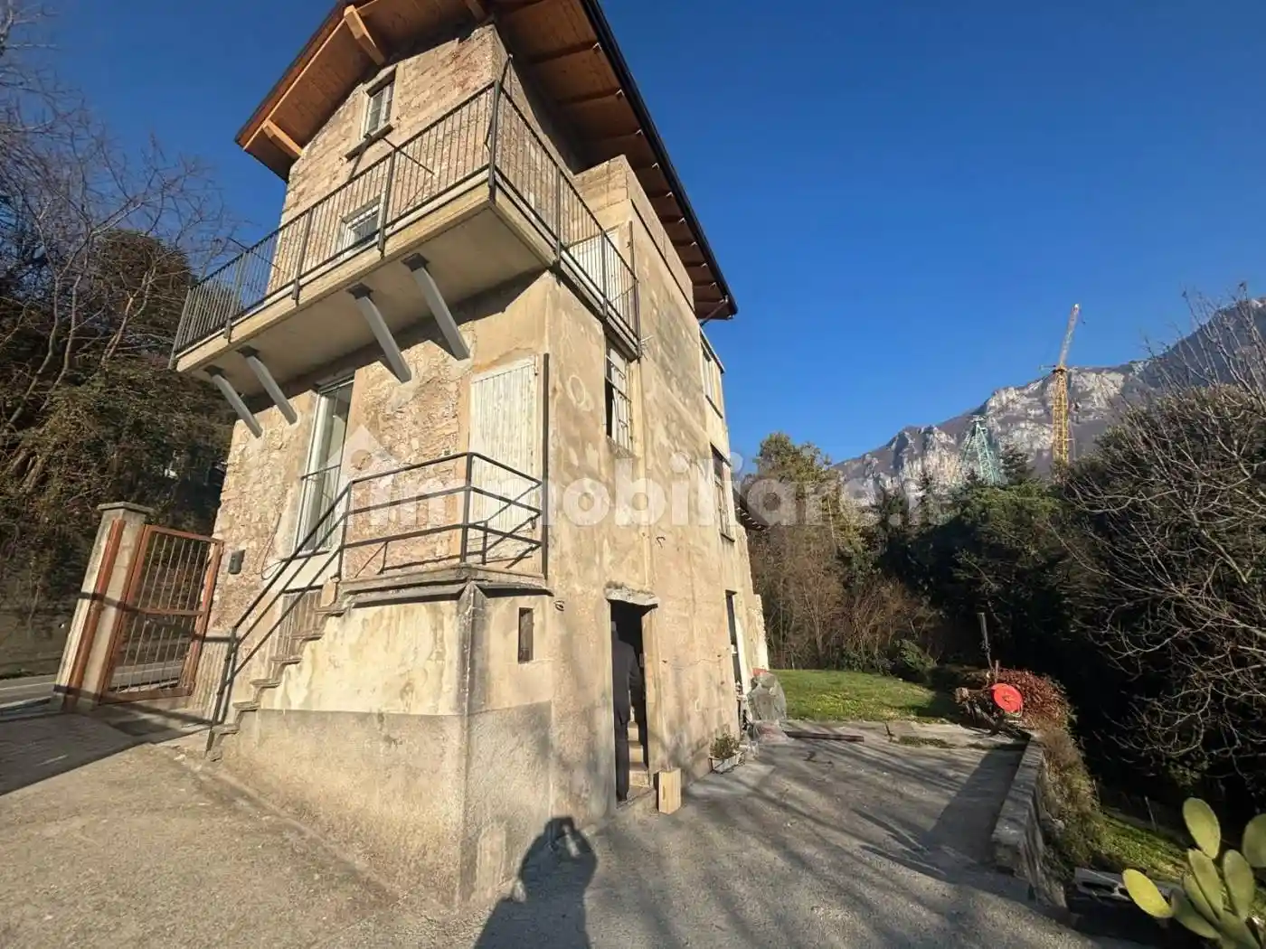 Casa indipendente in vendita a Lecco