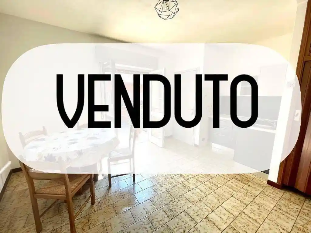 Appartamento in vendita a Gazzada Schianno