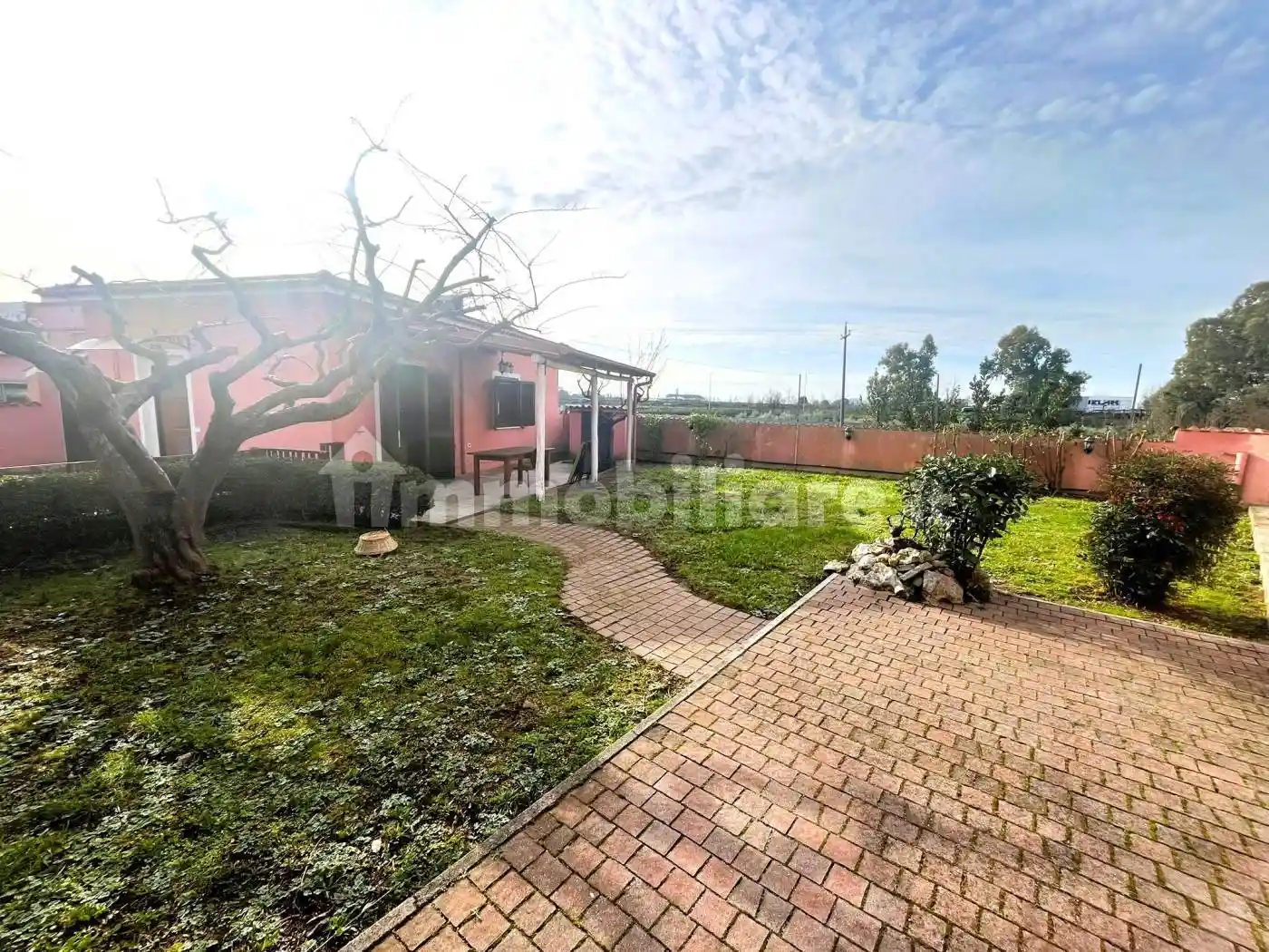 Villa in vendita a Aprilia