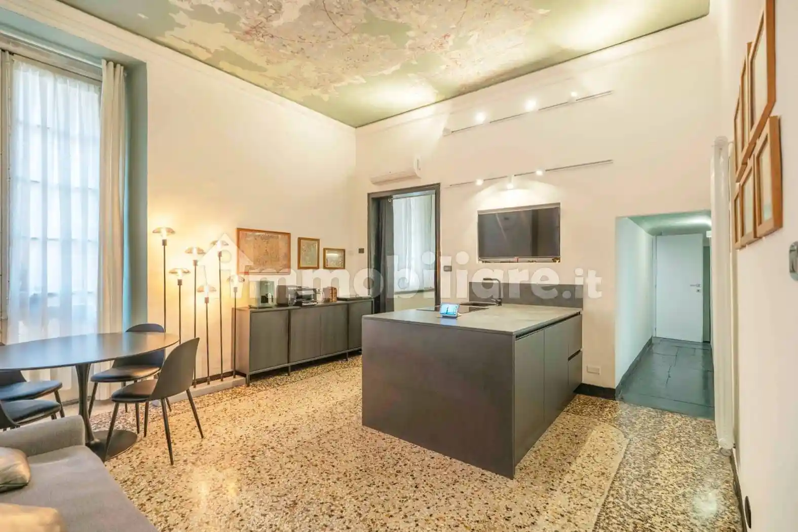 Appartamento in vendita a Genova