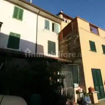 Appartamento in vendita a Massarosa