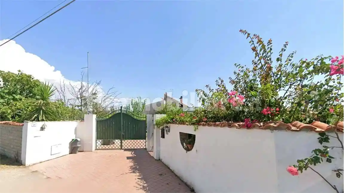 Villa in vendita a Nettuno