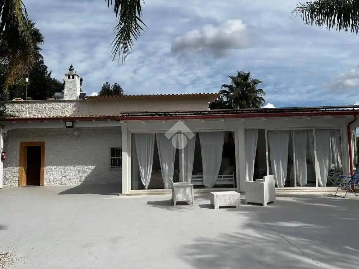 Villa in affitto a Francavilla Fontana