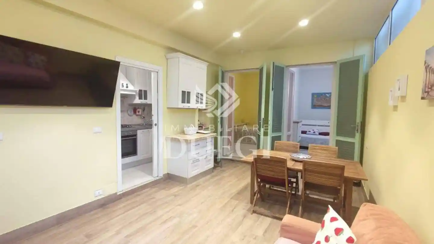 Appartamento in vendita a Viareggio