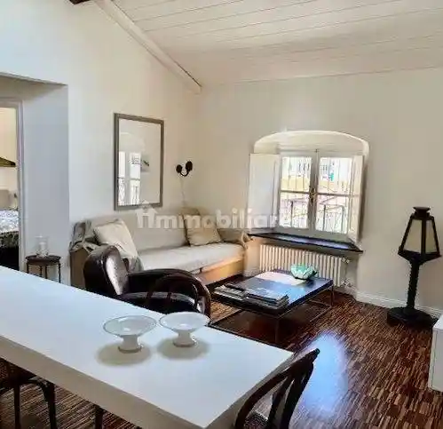 Appartamento in vendita a Finale Ligure