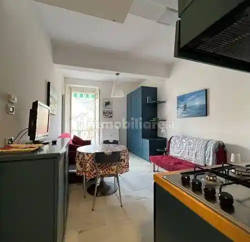 Appartamento in affitto a Finale Ligure