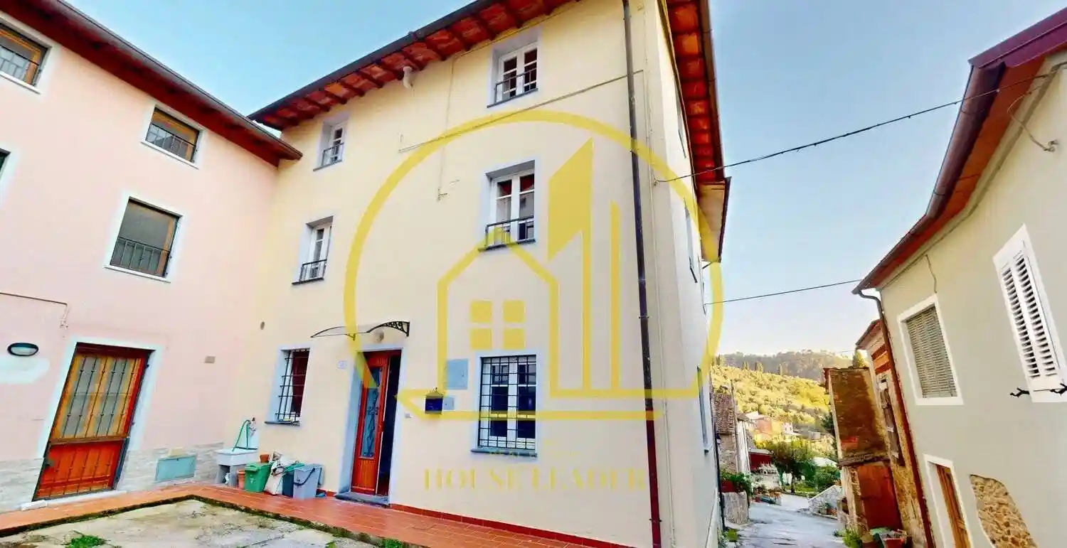 Villa in vendita a Massarosa