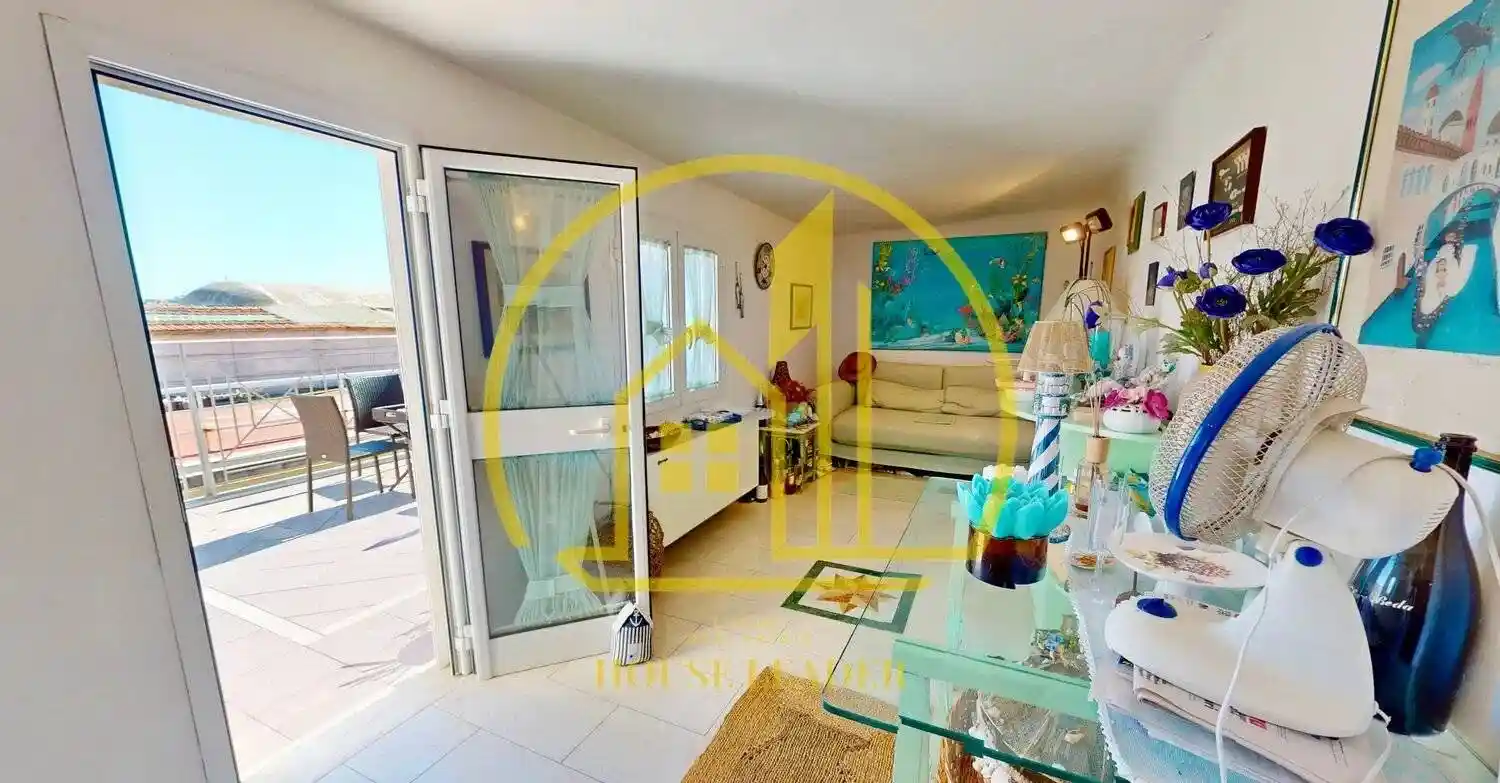 Villa in vendita a Viareggio