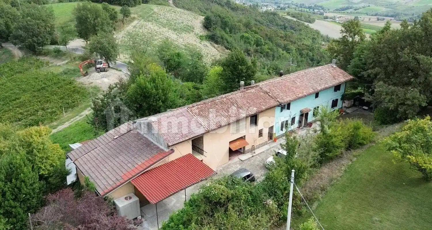 Rustico - Casale in vendita a Castell'Arquato