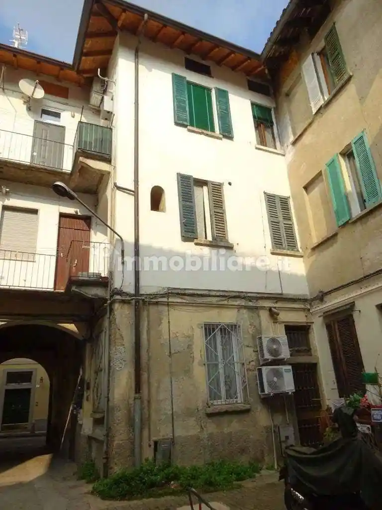 Appartamento in vendita a Vaprio d'Adda