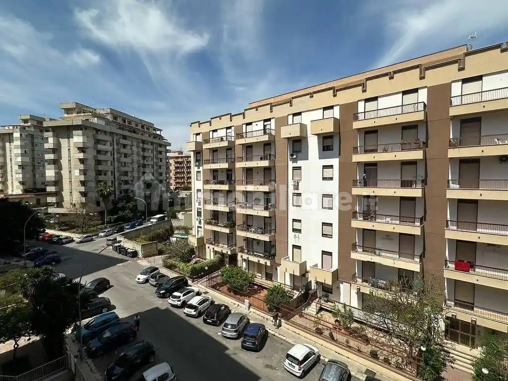 Appartamento in vendita a Palermo