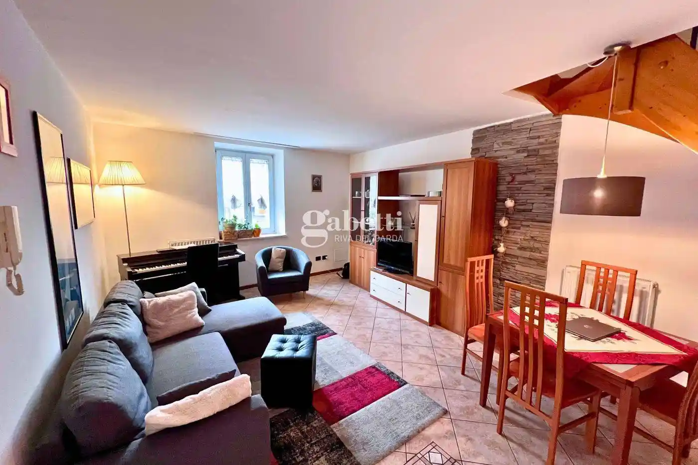 Casa indipendente in vendita a Vallelaghi