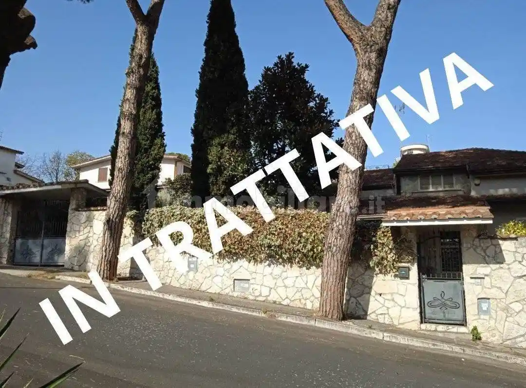 Villa in vendita a Guidonia Montecelio