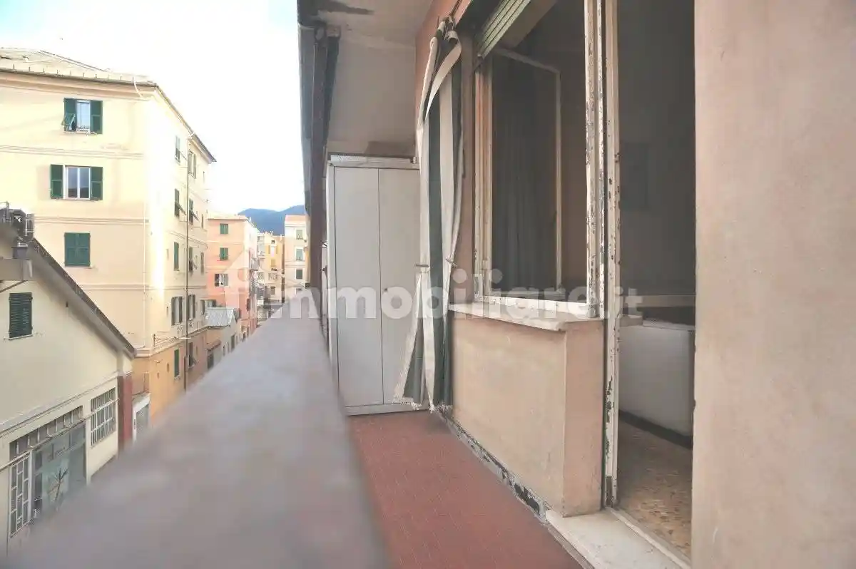 Appartamento in vendita a Genova