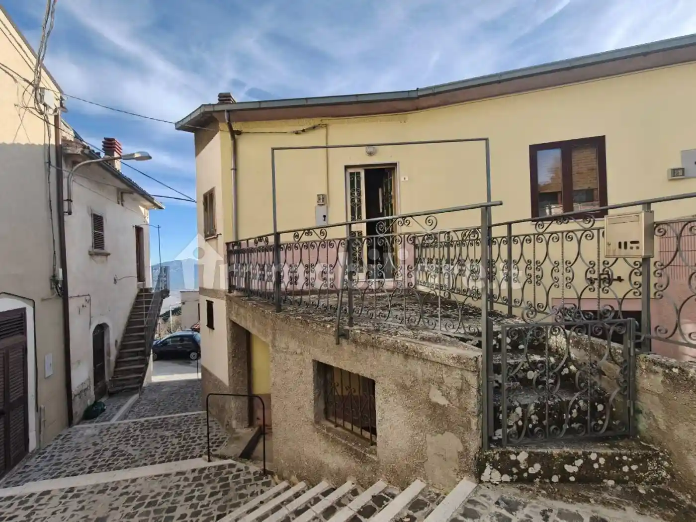 Casa indipendente in vendita a Castelvecchio Calvisio