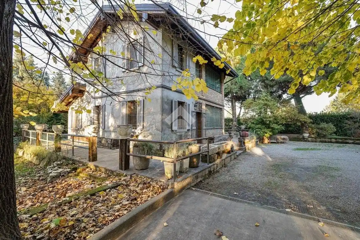 Villa in vendita a Calusco d'Adda
