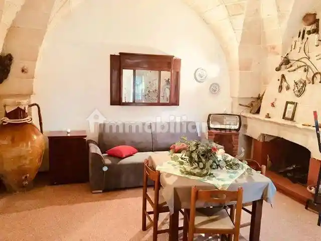 Appartamento in affitto a Oria