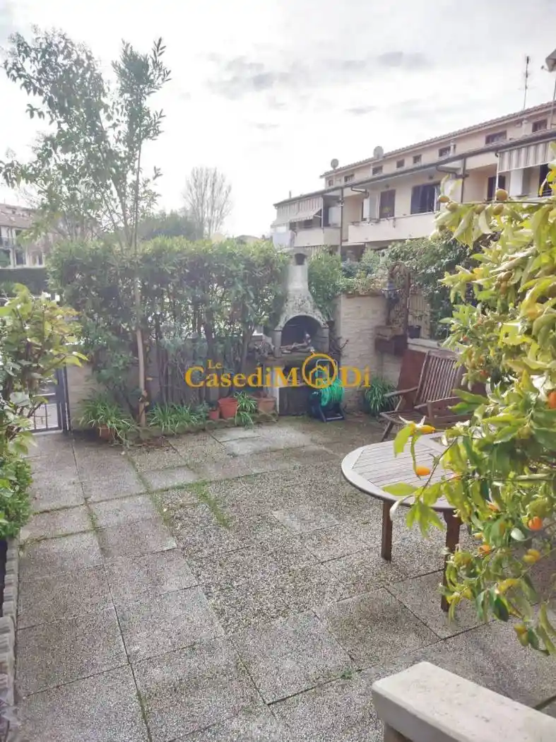 Villetta a schiera in vendita a Livorno