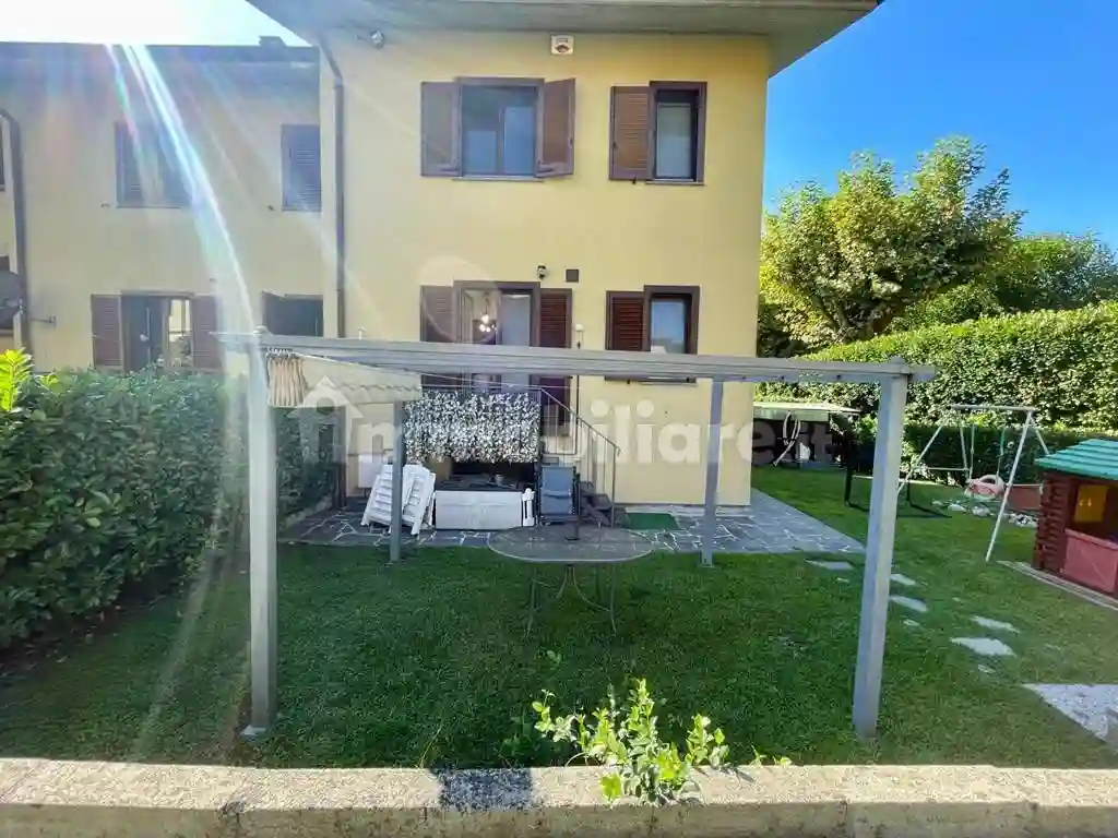 Villetta a schiera - foto 2