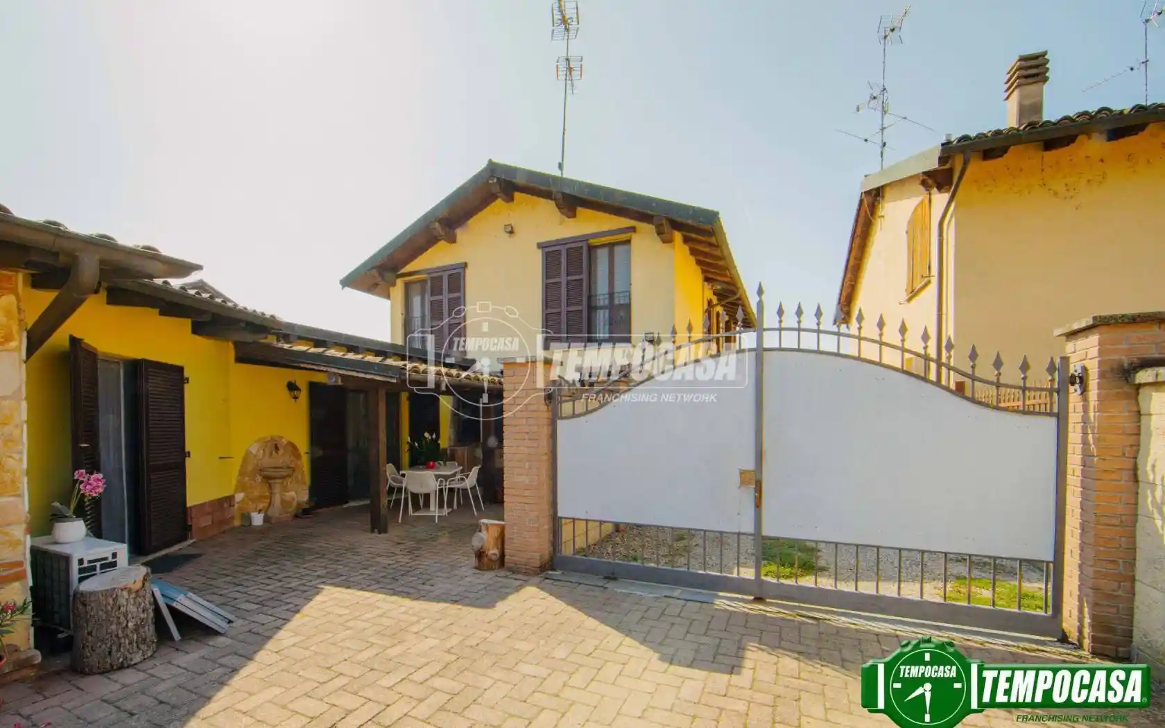 Villa in vendita a Linarolo