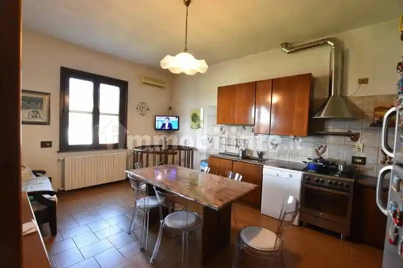 Villa in vendita a Fidenza