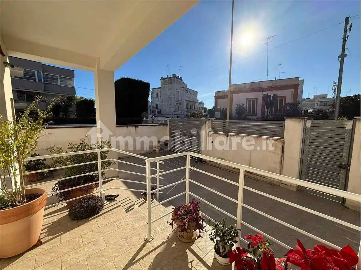 Villa in vendita a Brindisi