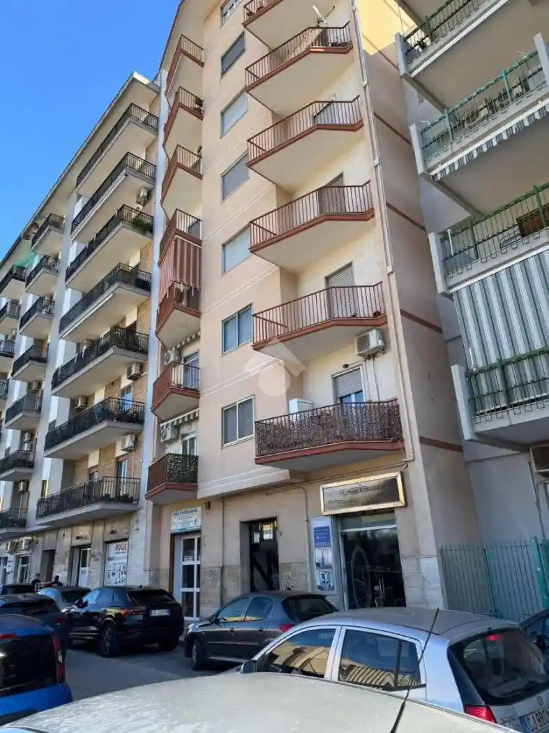 Appartamento in vendita a Taranto