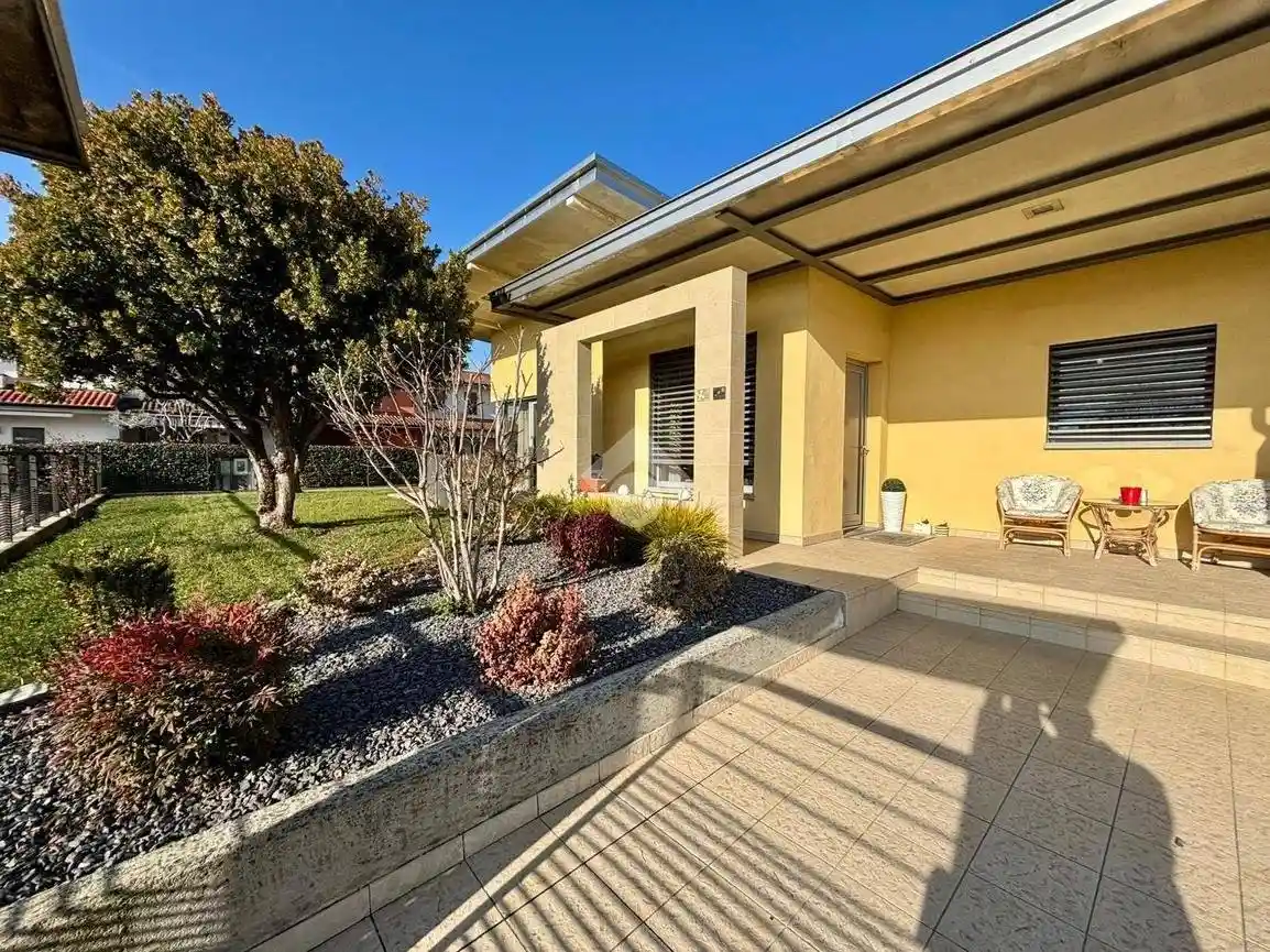 Villa in vendita a Pagazzano