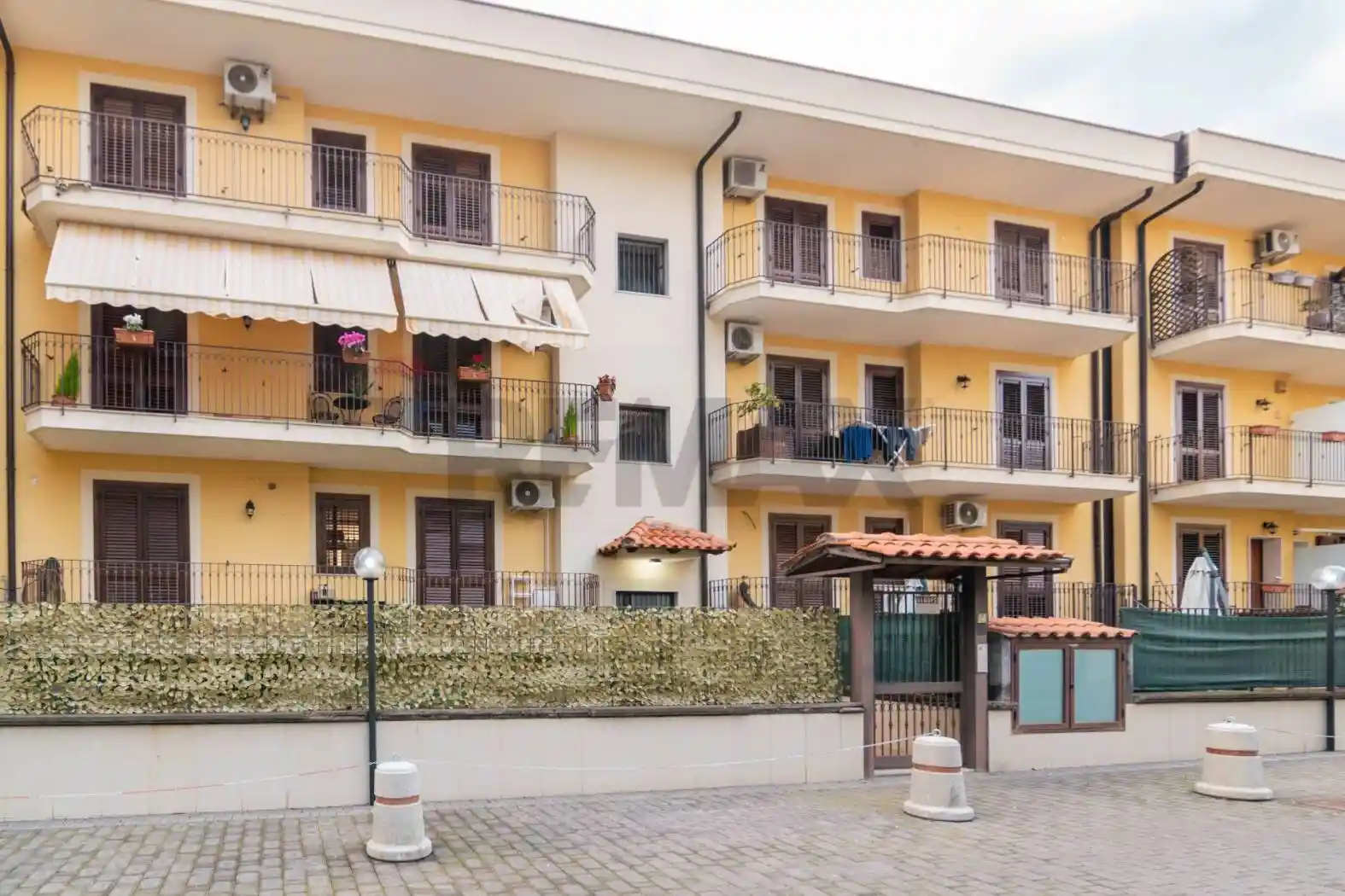 Appartamento in vendita a Aci Catena