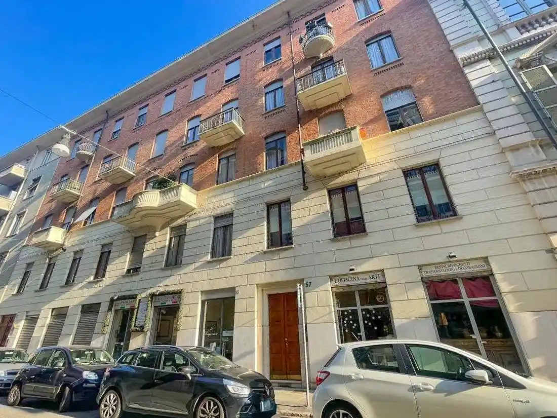 Appartamento in vendita a Torino