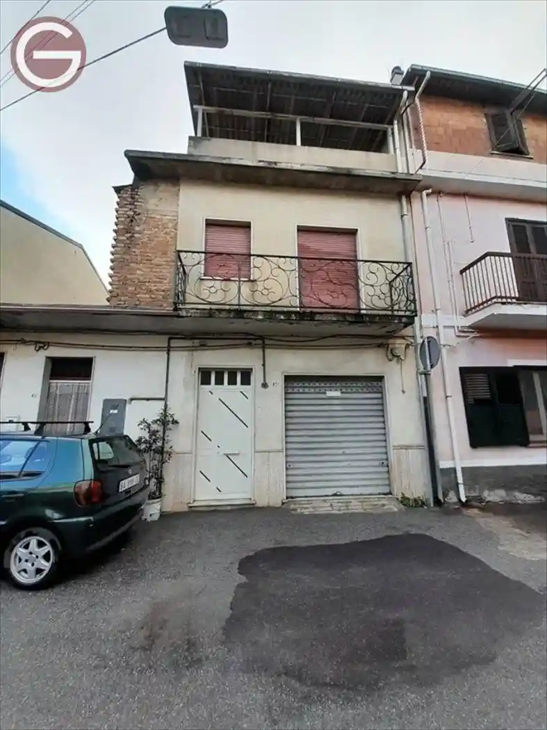 Casa indipendente in vendita a Polistena