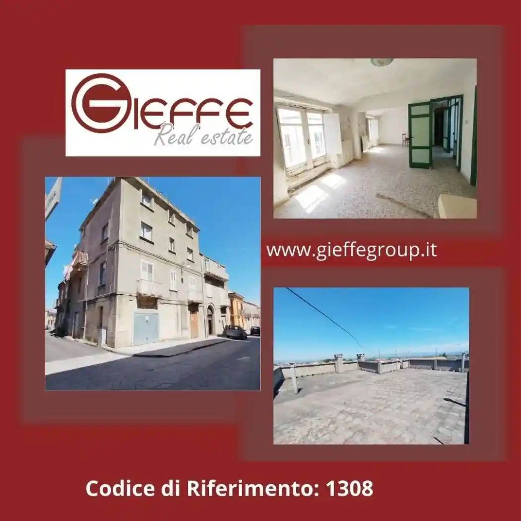 Palazzo - Edificio in vendita a Cittanova