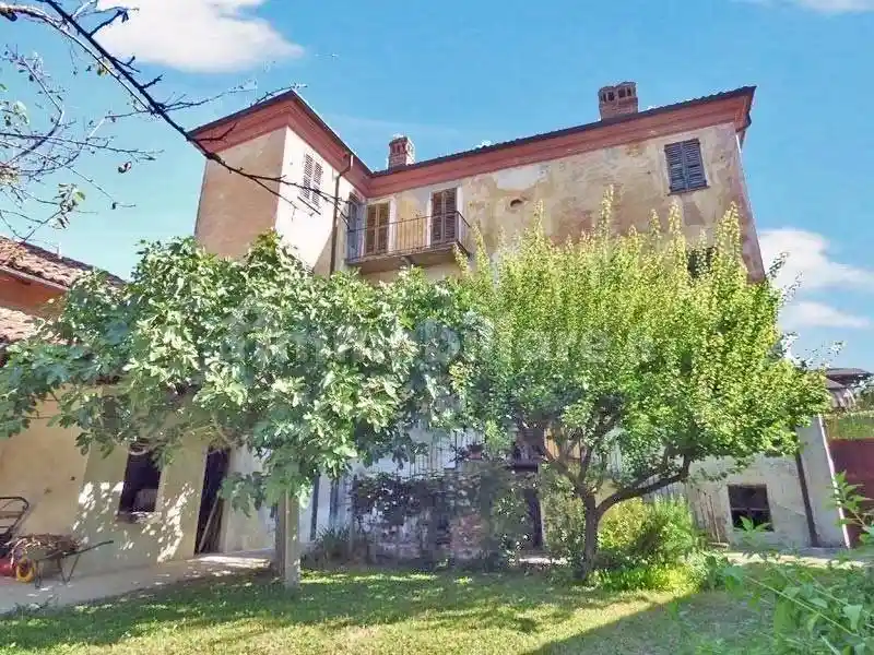Villa in vendita a Cherasco