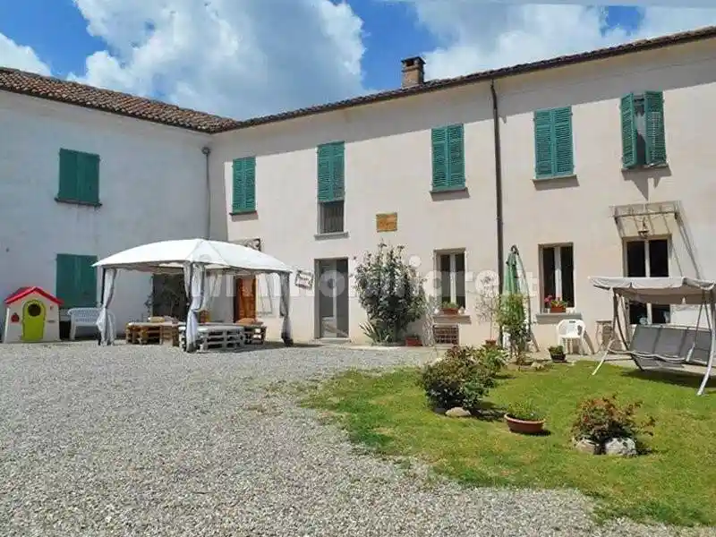 Villa in vendita a Grana Monferrato