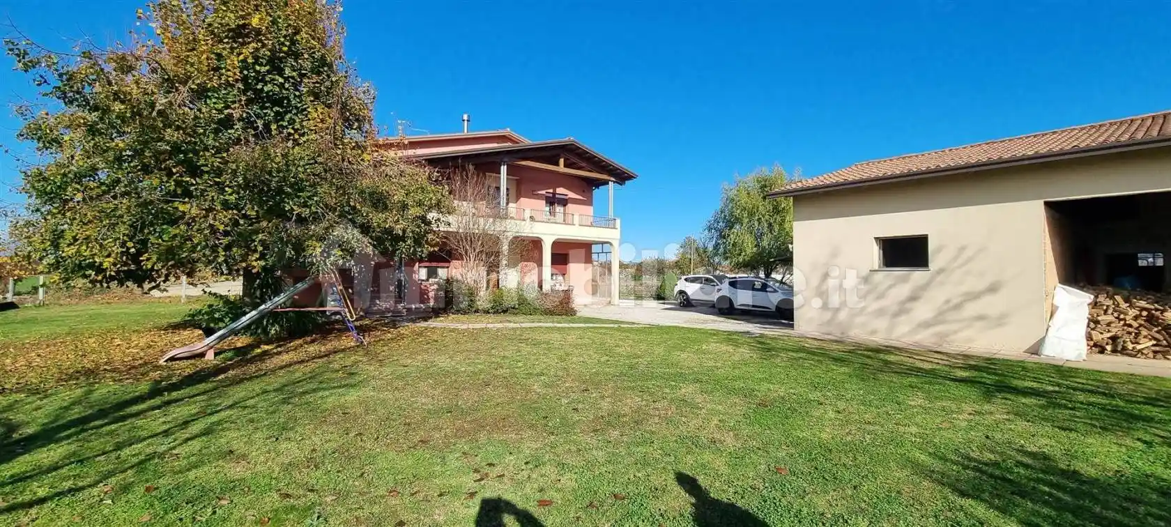 Casa indipendente in vendita a Paese