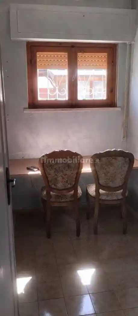 Casa indipendente in vendita a Pomezia